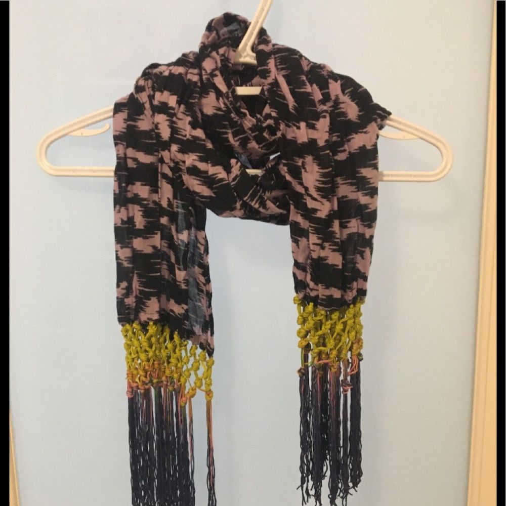 Multicoloured Patterned Scarf with Tassles